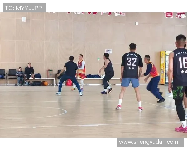 成都幼儿园篮球比赛精彩纷呈小小球员展现运动魅力与团队精神